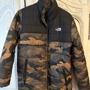 The North Face amount Chimborazo Full Zip Hooded Reversible Jacket NWOT